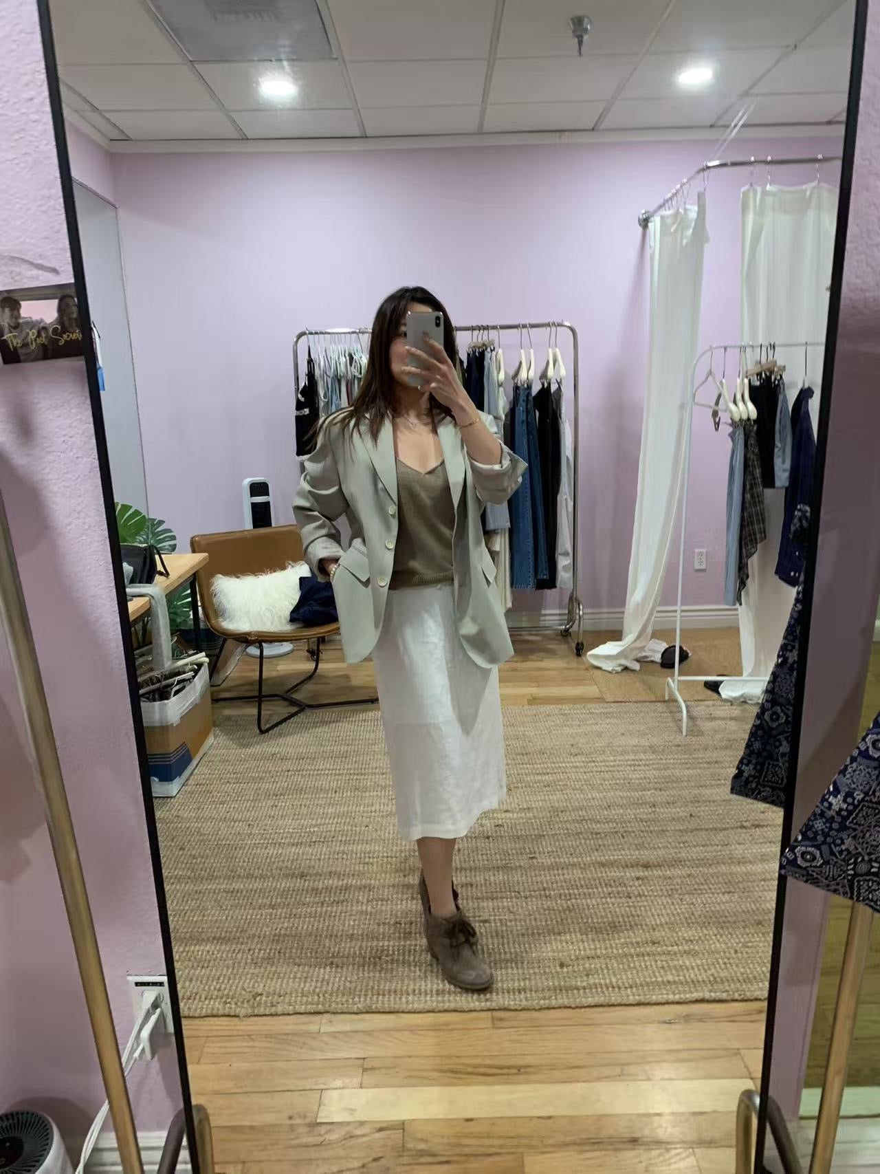 Knee-length cotton-linen skirt