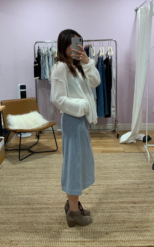 Knee-length cotton-linen skirt