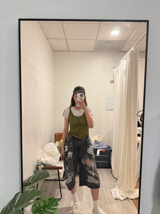 Fitted twist-knit tank top