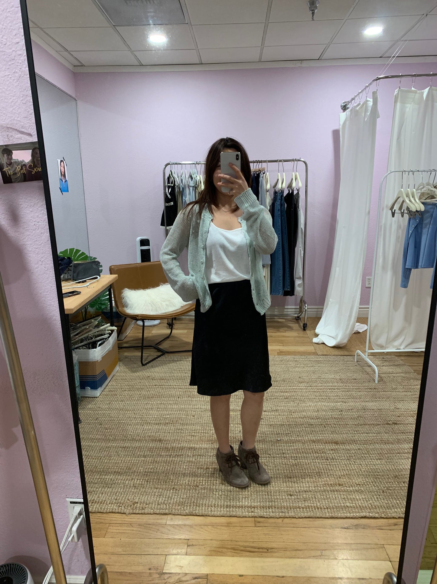 Knee-length acetate skirt