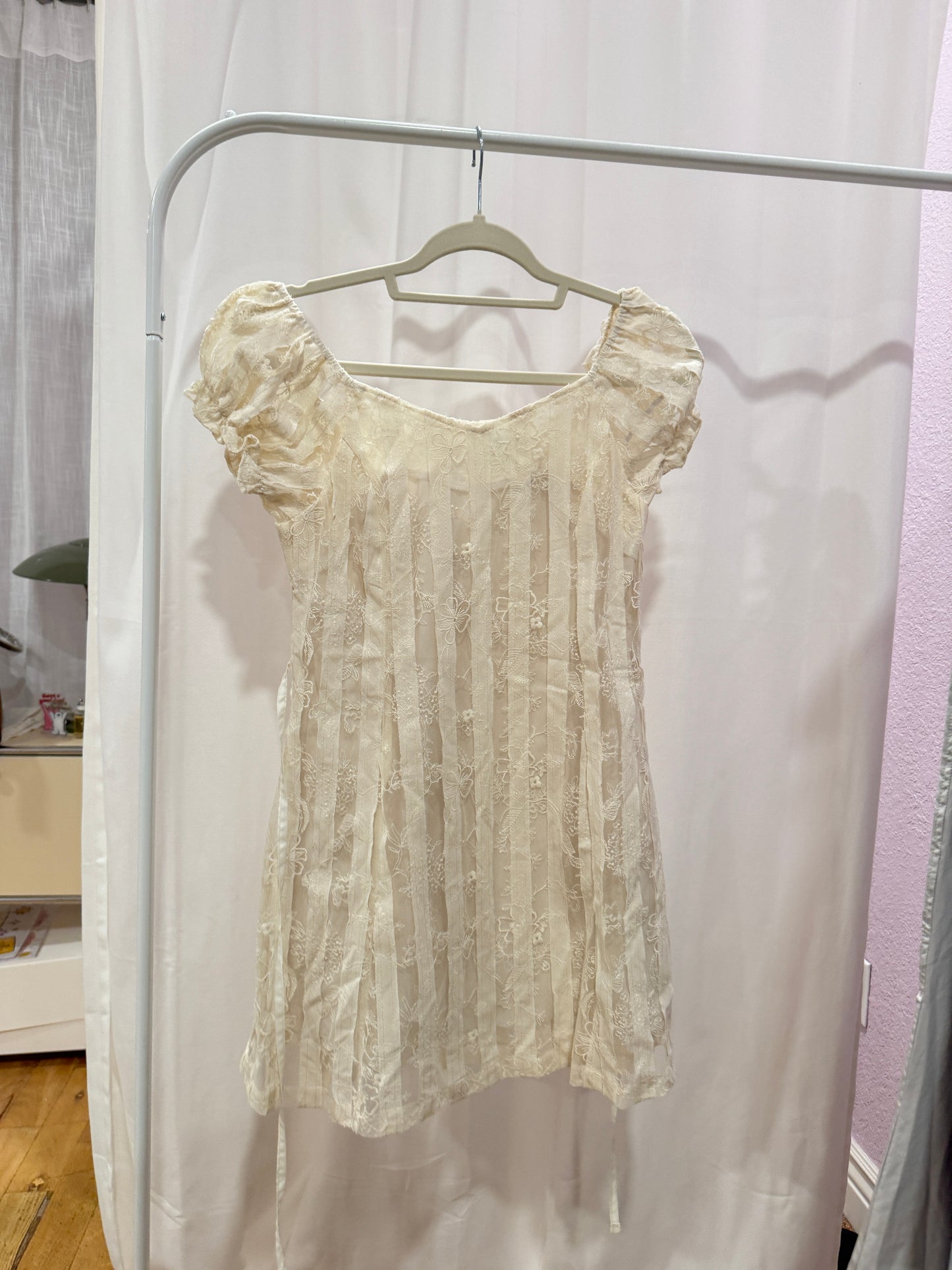 Floral lace dress