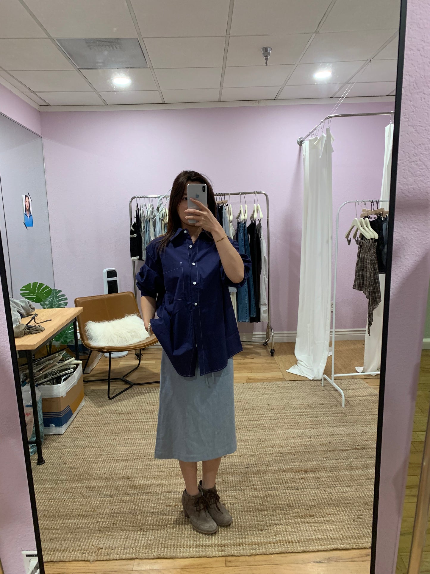 Knee-length cotton-linen skirt