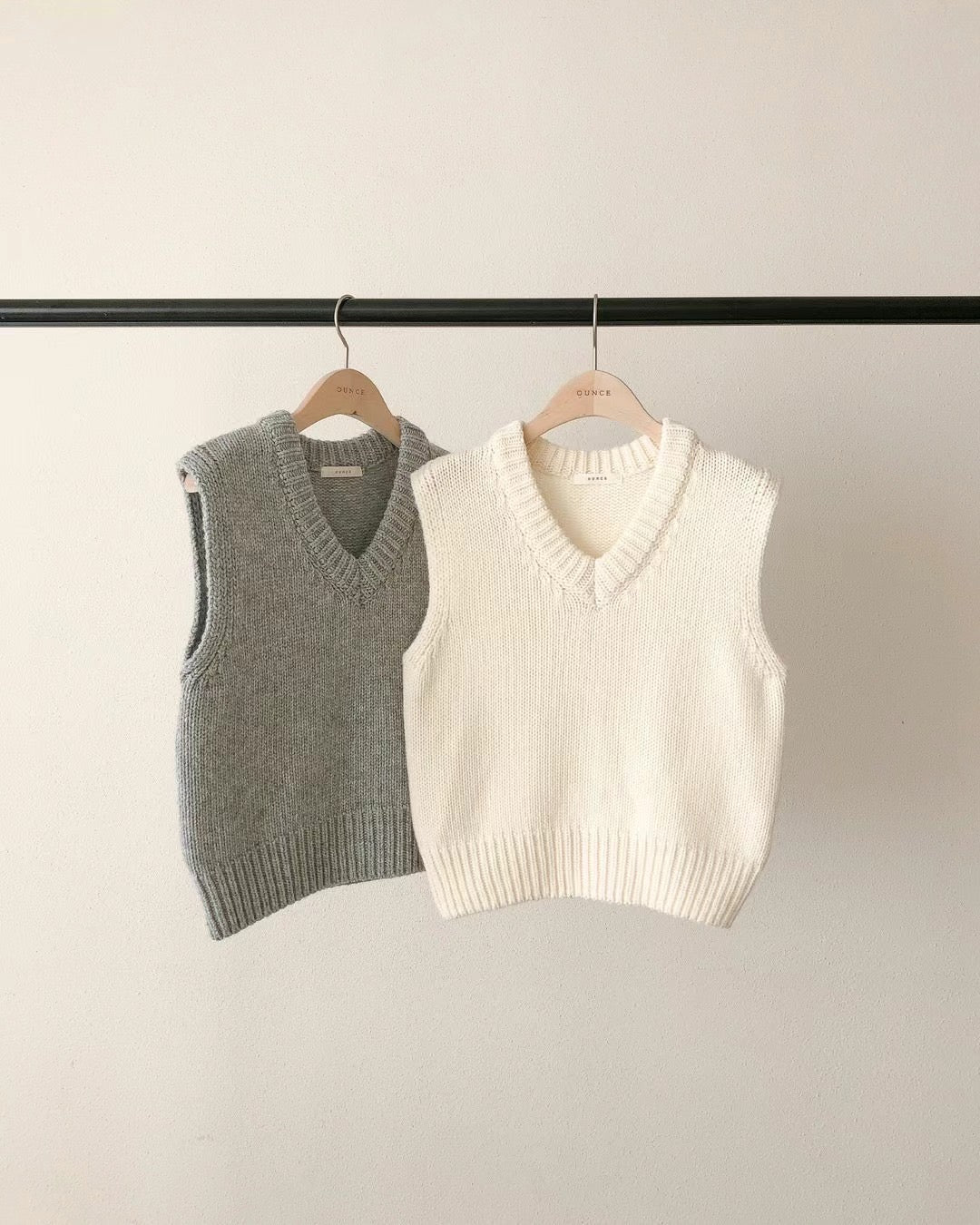 [Ounce] Knitted Vest